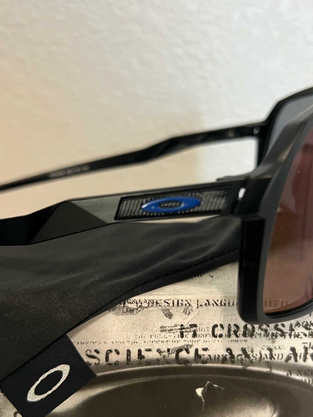 Oakley Sutro Prizm Sapphire Iridium 9406 - Picture 8 of 9